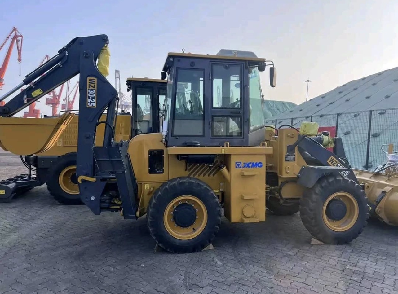 XCMG WZ30-25 EXCAVATOR